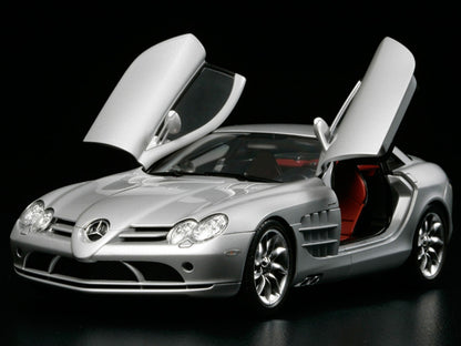 Model Kit Mercedes-Benz SLR McLaren 1/24 Scale Model
