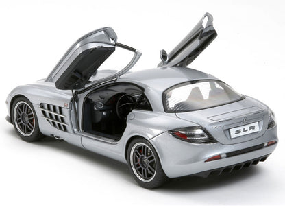 Model Kit Mercedes-Benz SLR McLaren 722 Edition 1/24 Scale Model