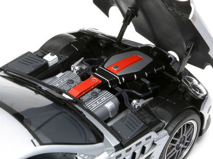 Model Kit Mercedes-Benz SLR McLaren 722 Edition 1/24 Scale Model