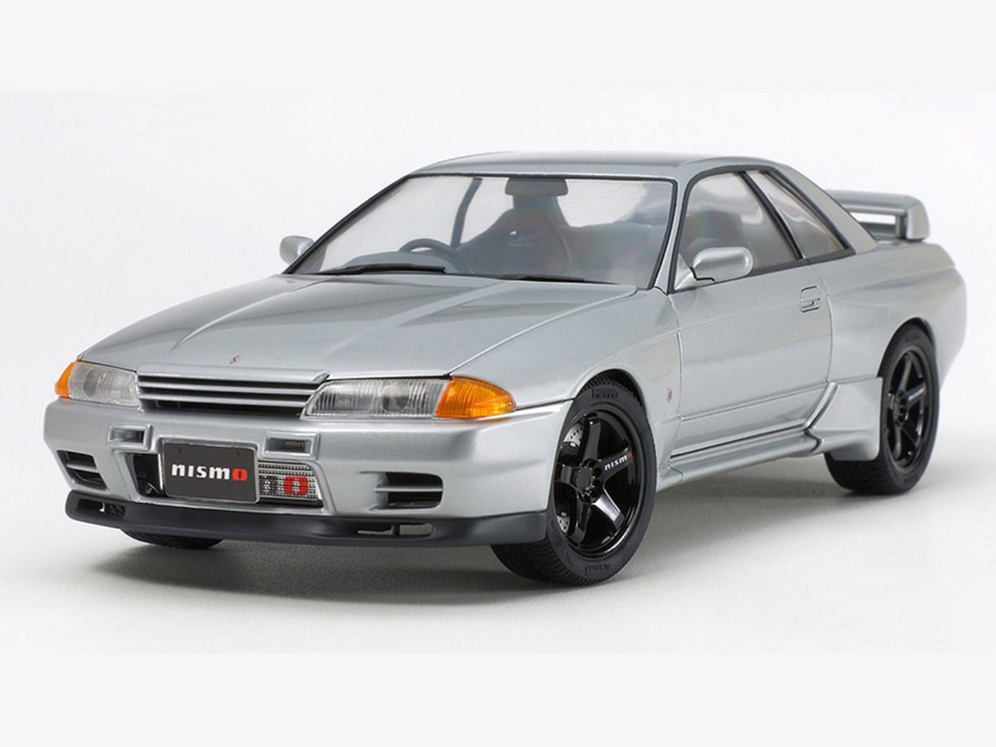 Model Kit Nissan Skyline GT-R (R32) Nismo-Custom 1/24 Scale Model
