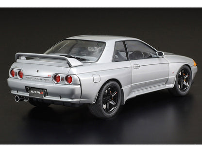 Model Kit Nissan Skyline GT-R (R32) Nismo-Custom 1/24 Scale Model