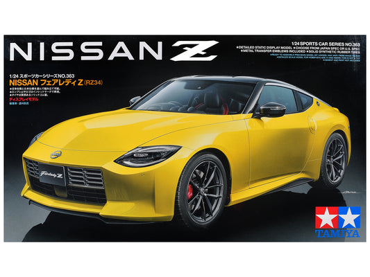 Model Kit Nissan Fairlady Z (RZ34) 1/24 Scale Model