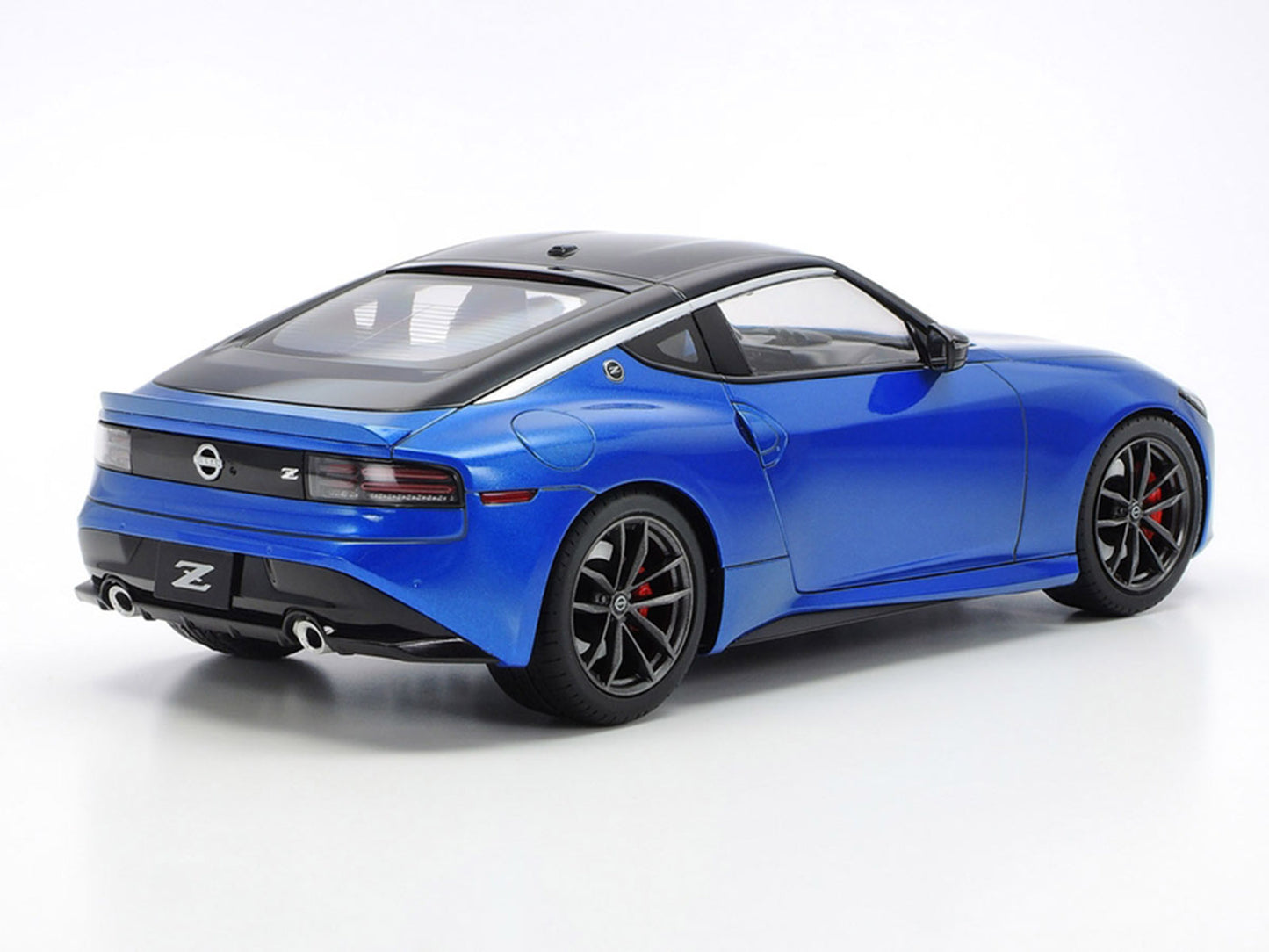 Model Kit Nissan Fairlady Z (RZ34) 1/24 Scale Model