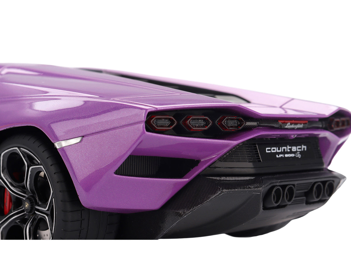 Lamborghini Countach LPI 800-4 Viola 30th Purple Metallic 1/18 Model Car