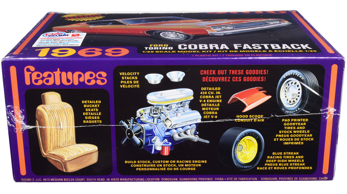 Skill 2 Model Kit 1969 Ford Torino Cobra Fastback 3-in-1 Kit 1/25 Scale Model