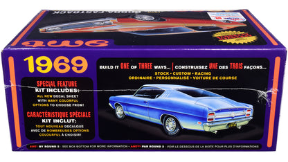 Skill 2 Model Kit 1969 Ford Torino Cobra Fastback 3-in-1 Kit 1/25 Scale Model