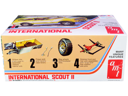 Skill 2 Model Kit IH International Harvester Scout II 1/25 Scale Model