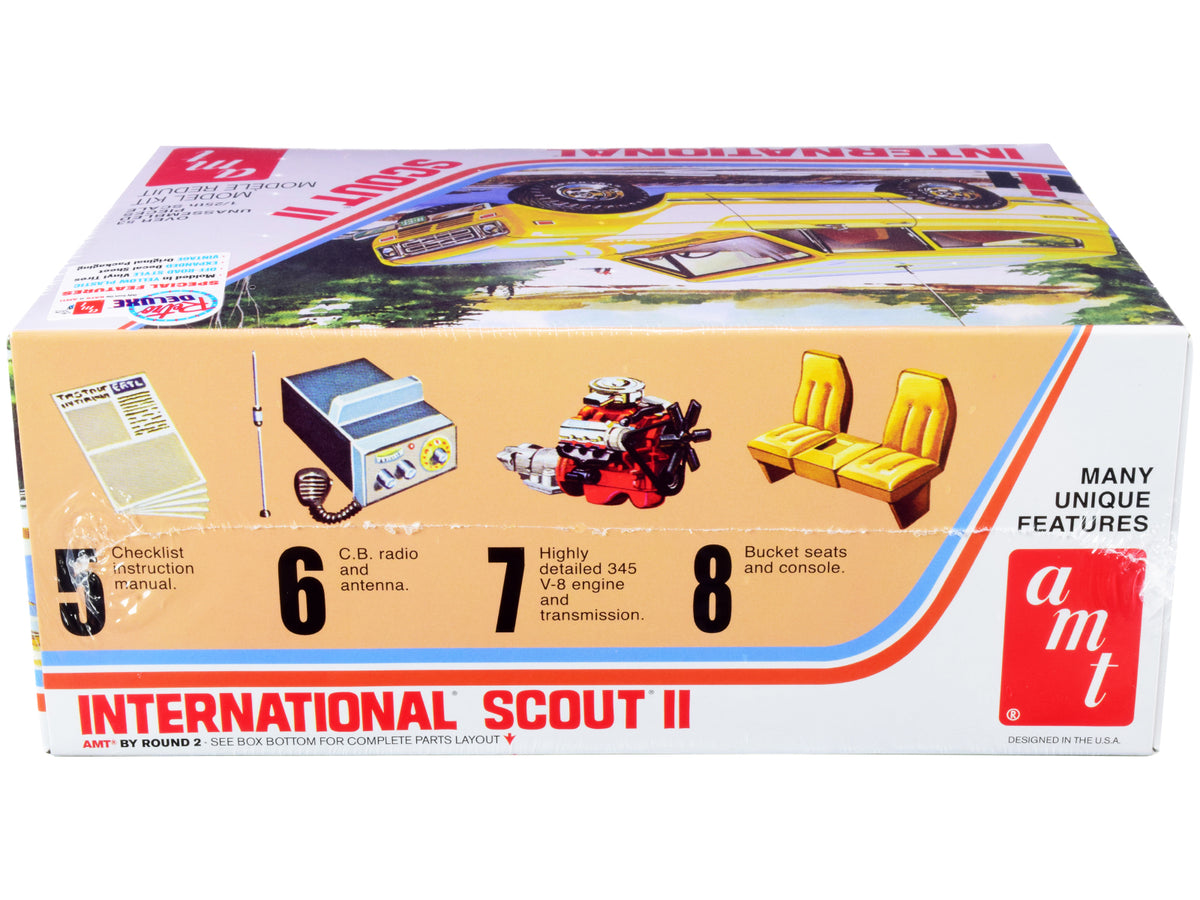 Skill 2 Model Kit IH International Harvester Scout II 1/25 Scale Model