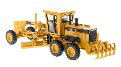 Cat Caterpillar 140H Motor Grader with Operator "Core Classics Series" 1/50 Diecast Model