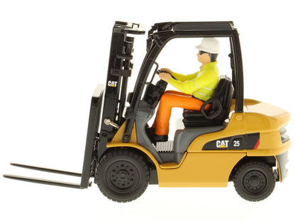CAT Caterpillar DP25N DP/GP15-35N Range Lift Truck with Operator "Core Classics Series" 1/25 Diecast Model