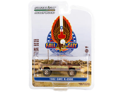 1982 GMC K-2500 Sierra Grande Pickup Truck Brown and Gold (Dirty Version) "Fall Guy Stuntman Association" Hollywood Special Edition 1/64 Diecast Model Car
