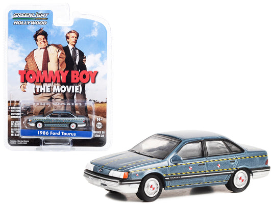 1986 Ford Taurus Blue Metallic "Zalinsky Auto Parts" Crash Test Vehicle "Tommy Boy" (1995) Movie "Hollywood Series" Release 38 1/64 Diecast Model Car