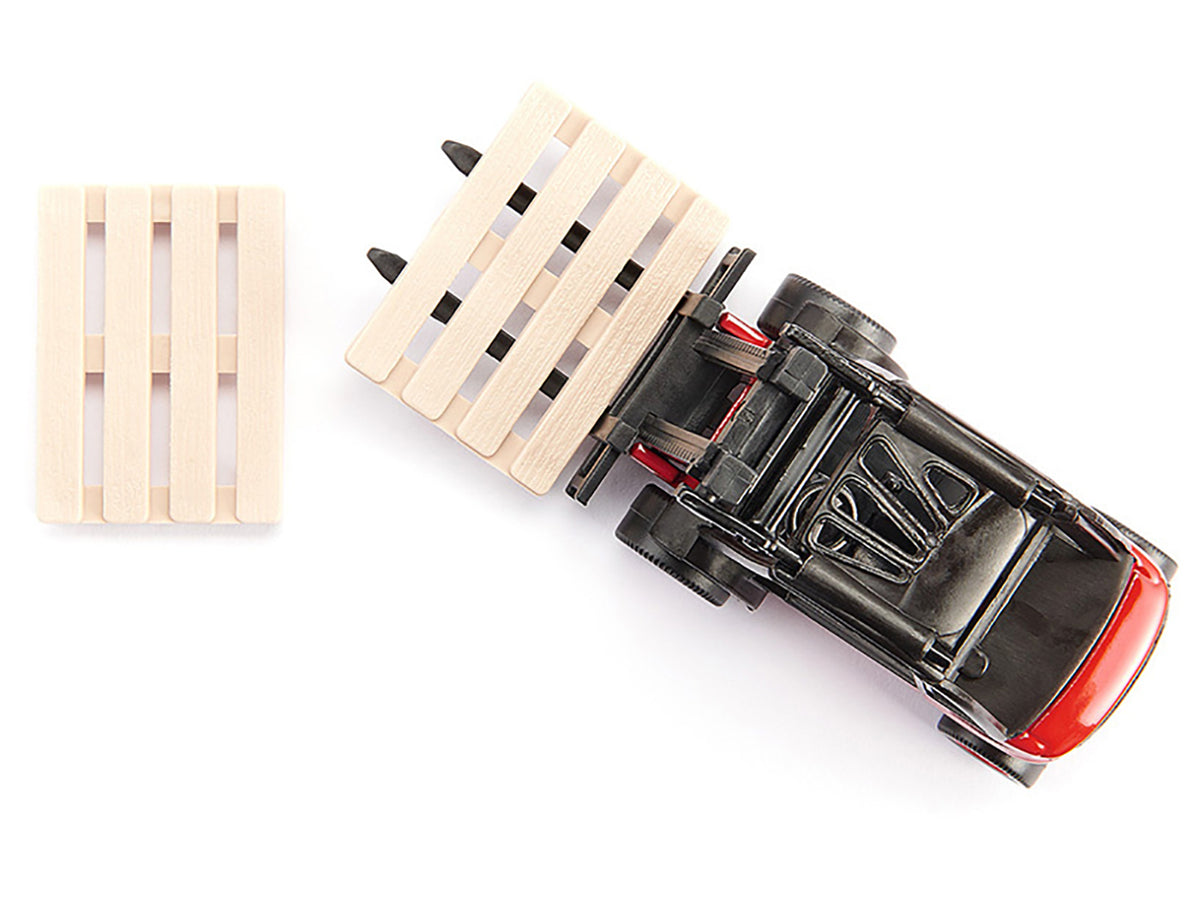 Linde Forklift Truck Red with 2 Pallet Accessories 1/50 Diecast Model